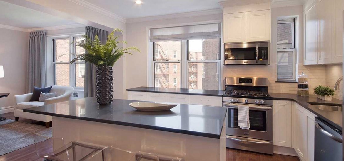 Apartment in Jackson Heights, New York, USA, 2 bedrooms, 109 sq.m. No. 36556 - 2