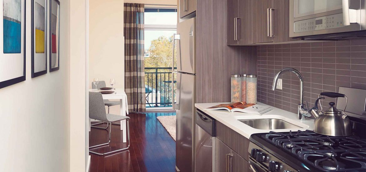Apartment in Astoria, New York, USA, 2 bedrooms, 144 sq.m. No. 37698 - 4